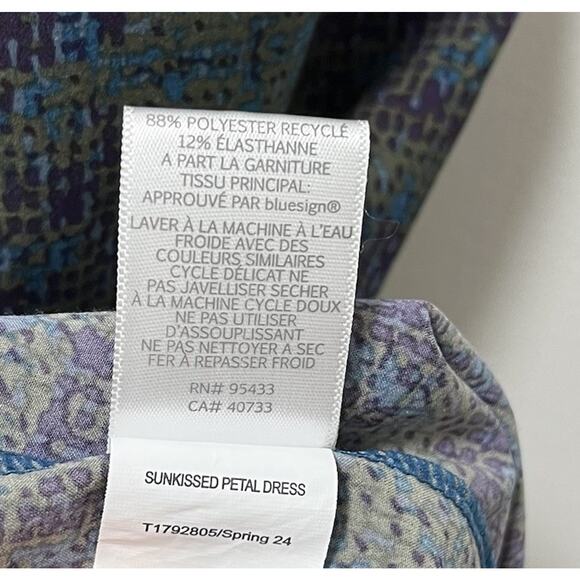 Toad & Co Sunkissed Petal Mini Dress Size S Green Laser Cutout Hem Stretch - Picture 9 of 9